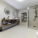 Four Bedroom With Hot Tub Pašman
