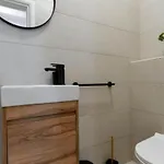 Four Bedroom With Hot Tub Tatil Evi